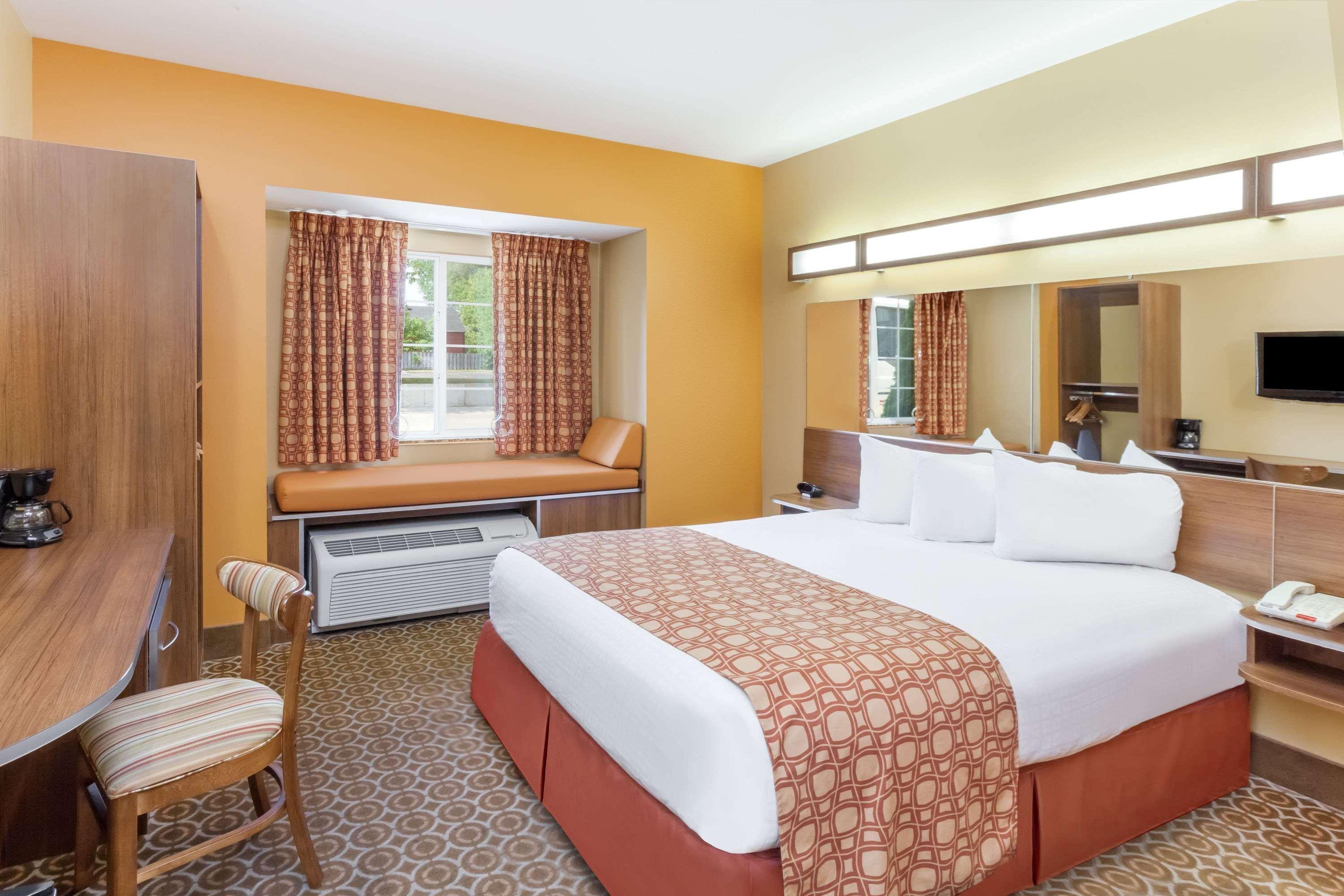 Microtel By Wyndham South Bend Notre Dame University Exterior foto